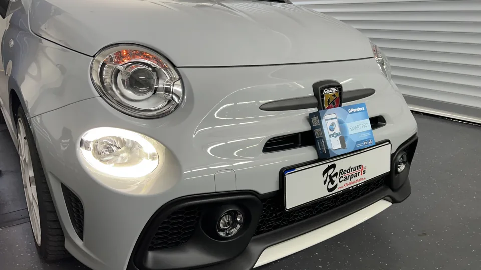 Pandora Smart Pro am Abarth 695