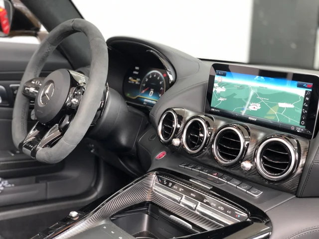 Mercedes AMG GT R – Cockpit des AMG GT R