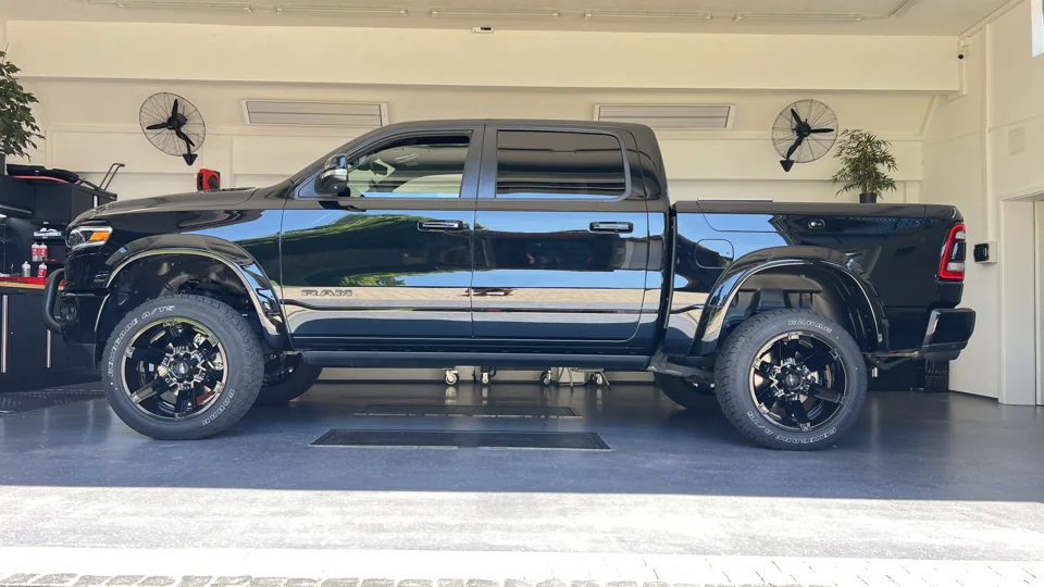 Dodge RAM 1500 in der Seitenansicht