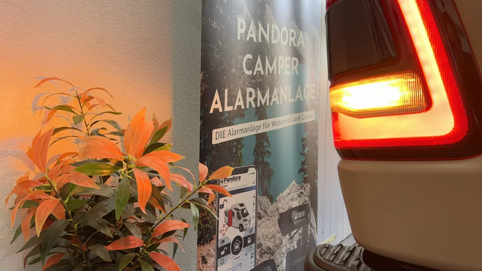 Lichtstimmung am Heck während des Werkstattaufenthalts